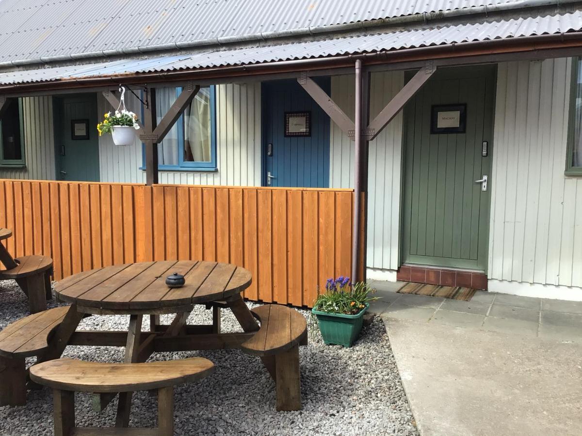 Loch Ness Backpackers Lodge Drumnadrochit Exterior foto